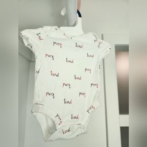 Carter's onesie with matching pants, size newborn